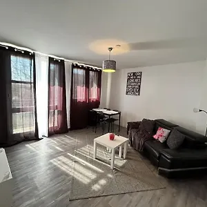 https://appartement-cosy-3-chambres-proche-airbus.midi-pyreneeshotels.com